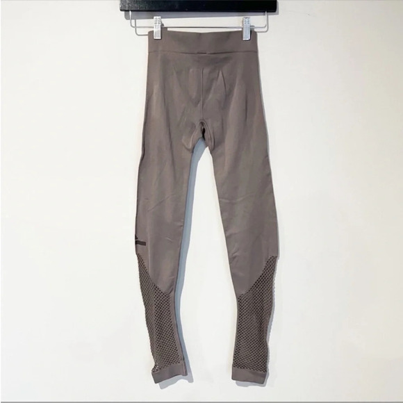 Stella McCartney adidas SET cement mushroom color essential studio tights & tank - Picture 5 of 15